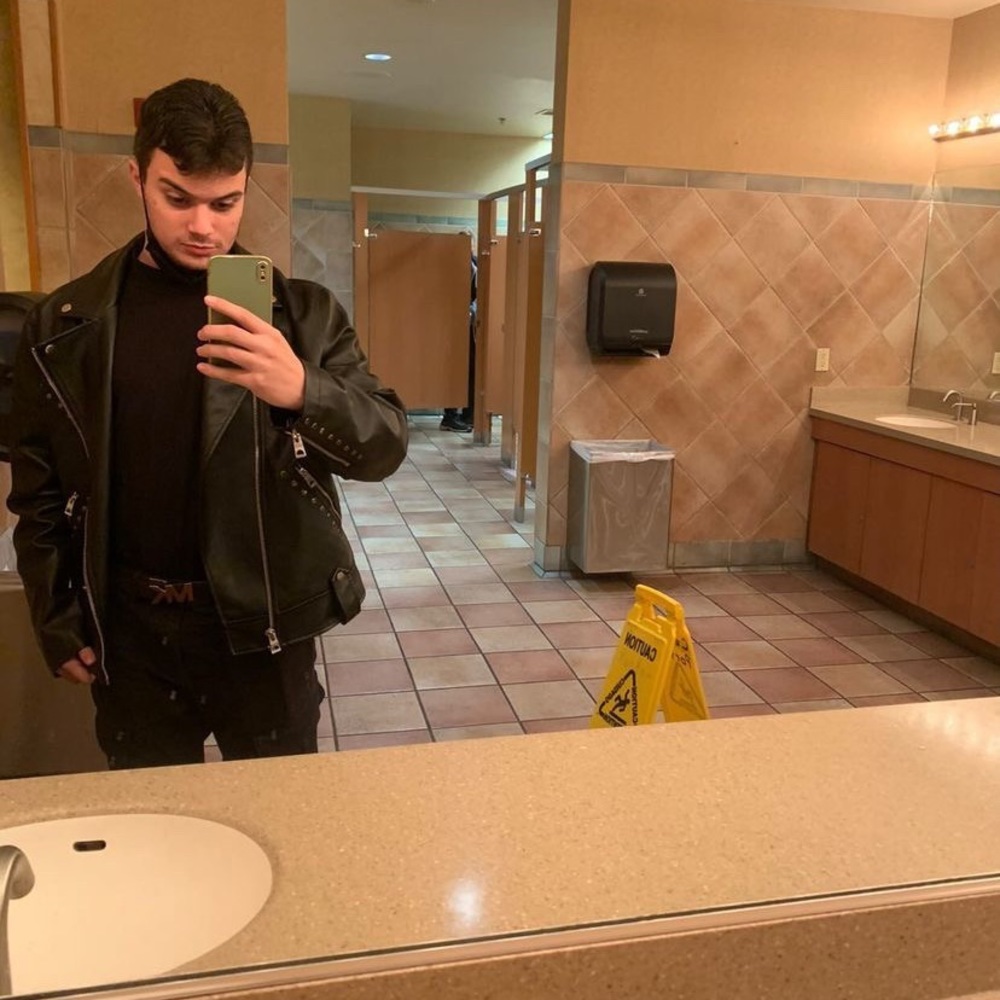 Meet your Posher, Andrew